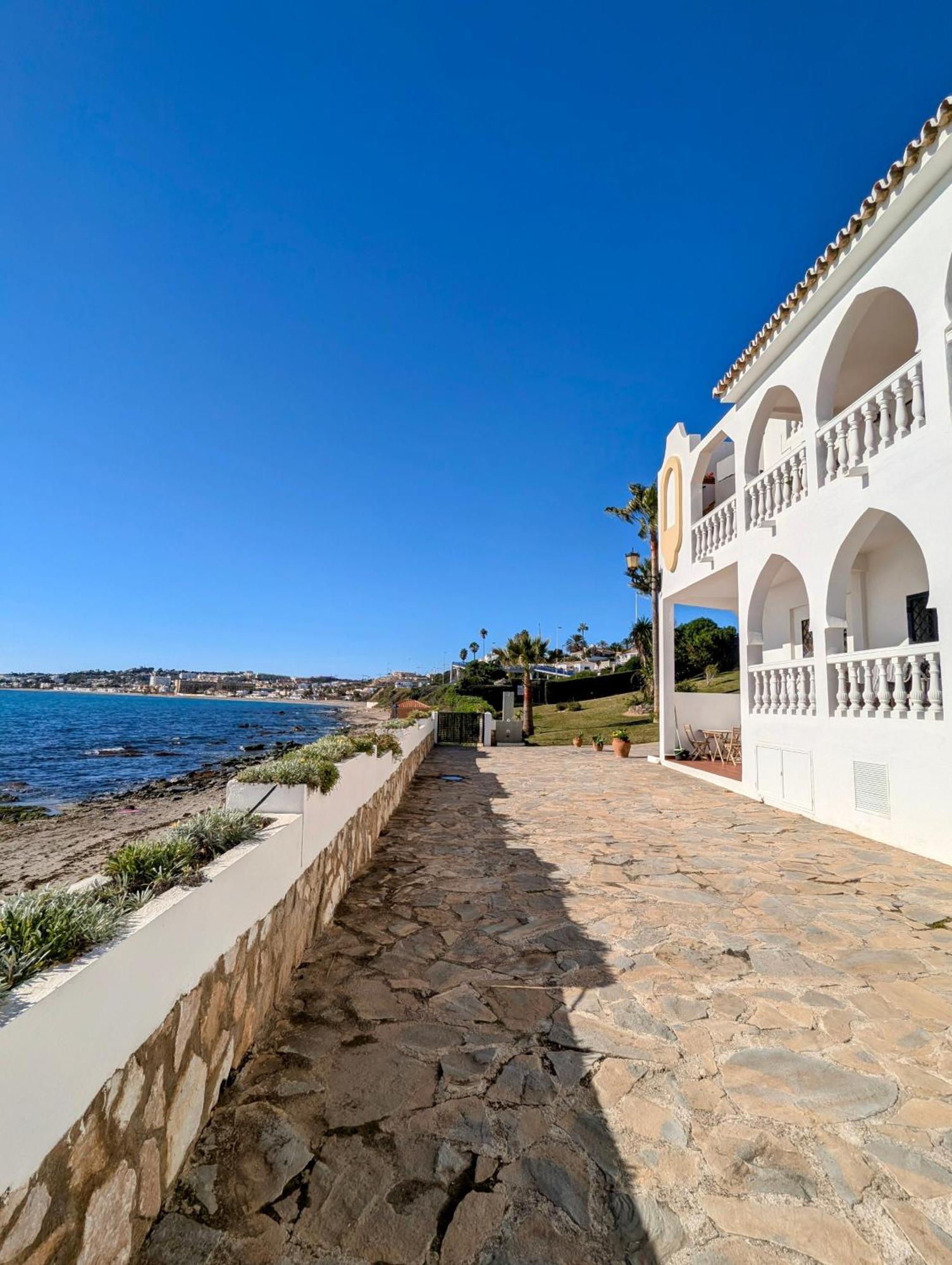 Rise & Shine Beachfront La Cala La Cala De Mijas Dış mekan fotoğraf